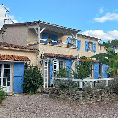 Bed and Breakfast A La Paloma Verteuil-sur-Charente Экстерьер фото